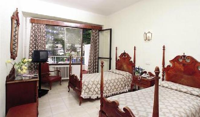 Hotel Gaya Peguera Exteriér fotografie